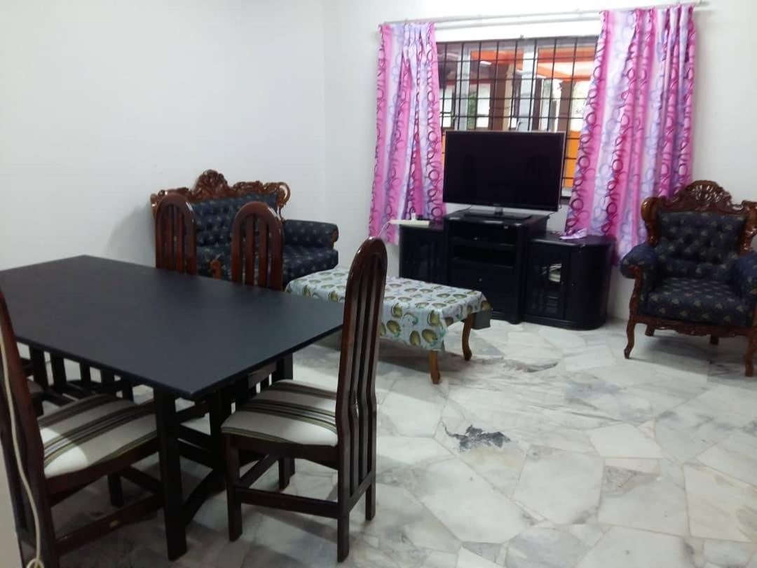 פורט דיקסון Homestay Pd מראה חיצוני תמונה